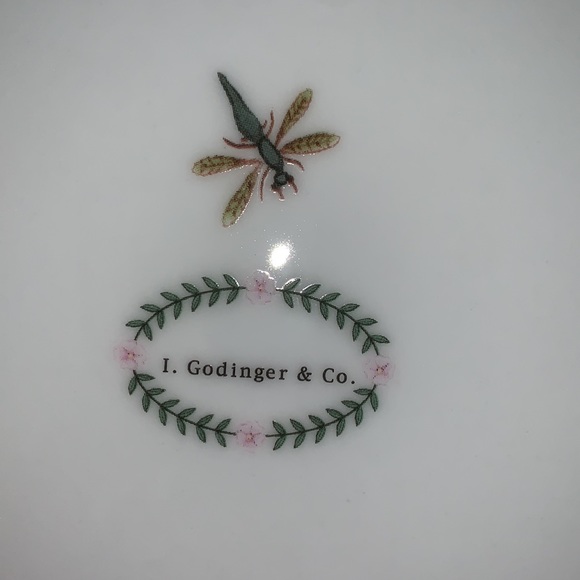 Botanical by home essentials cake plate &server🦋 - Picture 4 of 4